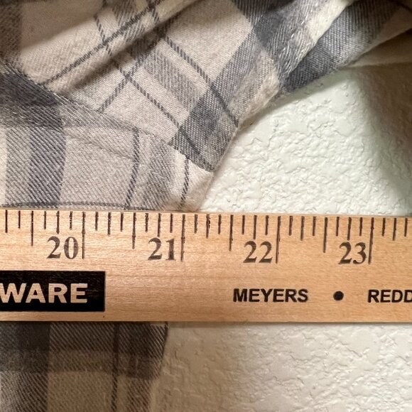 Billy Reid Gray Plaid Casual Button Down Shirt - Picture 4 of 10